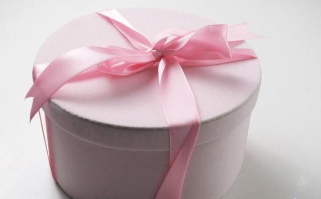  欲跳楼|投资被骗，多名女子欲跳楼，别为虚假理财华丽包装失去理性