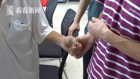  人员|骑车未戴头盔被拦下 一查竟是17年前＂失踪人员＂