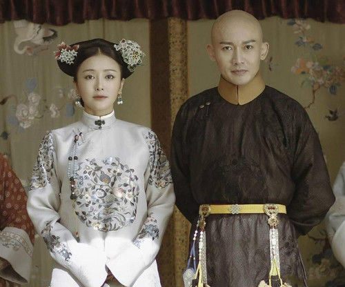 依然|她堪称清朝奇女子，貌美如花，从未踏入后宫半步却依然被封为皇后