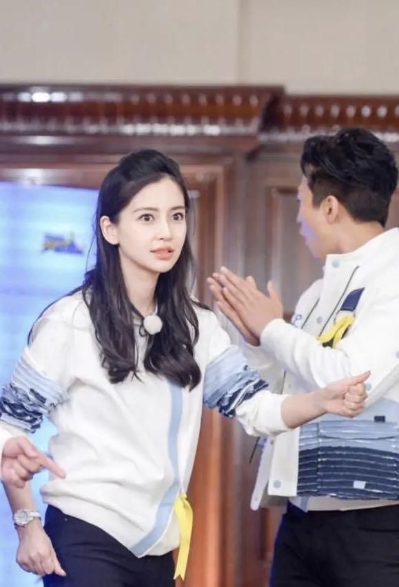  可拍|八千万片酬的baby落得无戏可拍，直播带货数据惨到让人心疼