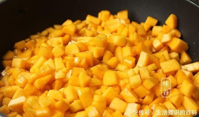 酸甜|自制黄桃果酱,营养丰富,酸甜开胃零添加,用来抹面包超好吃!