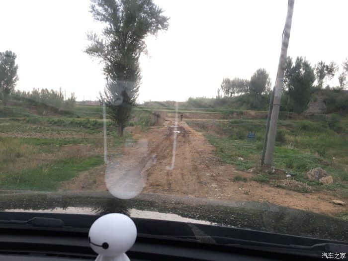 自动驻车|细雨绵绵，野外拉练爱车哈弗H6，附车身配置和外观报告！