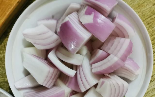 西红柿|西红柿土豆烧牛肉