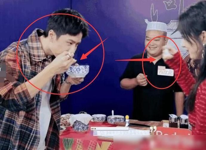  亲密|赵丽颖王一博共喝一碗汤太亲密？节目晒出这一幕，黑粉排队道歉