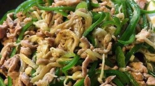 精选|美食精选:家常蛋饼、金针菇青椒肉丝、手撕杏鲍菇、番茄蹄花煲