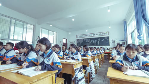  遵循|如何正确填报志愿不后悔？遵循这4个步骤，选好学校和好专业有方法