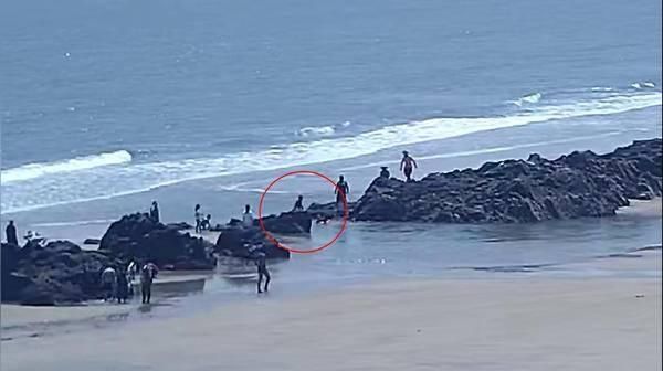 救援队员|十年来他第一次下水,是为了救人