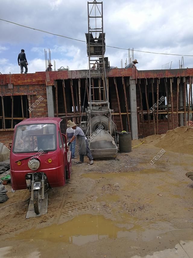 预算|农村建房不要拖，预算不够先建一半，留好钢筋等以后加建