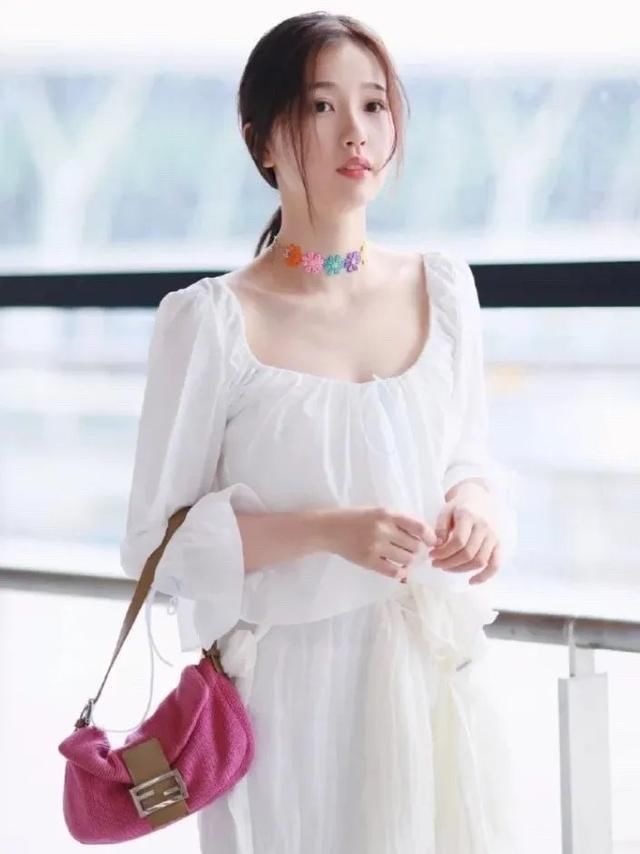 vintage|在哪儿最容易偶遇虞书欣？