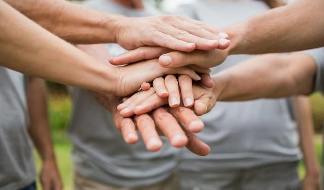  跨区|独居癫痫病患者突然发病，社区和民警凌晨上演跨区救援