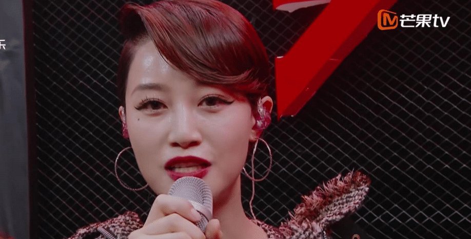  李斯丹妮组|《浪姐》即将收官, 郁可唯为何一直待在宁静组? 被阿朵一语道破