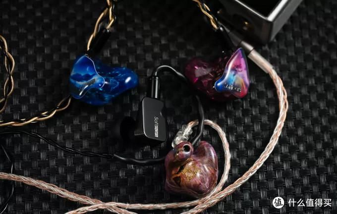  魔圈|焕开箱丨打脸我两次的耳机，qdc魔圈三动圈定制私模耳机开箱简评