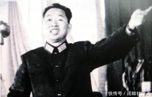 疯婆子|刘亚楼回家探亲,竟被疯婆子拦住,知其身份后上将大动肝火