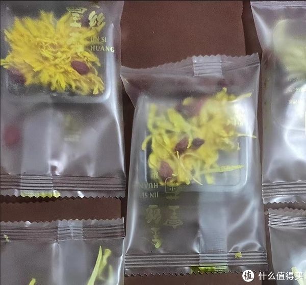 秋天可以多泡泡菊花枸杞茶2023
