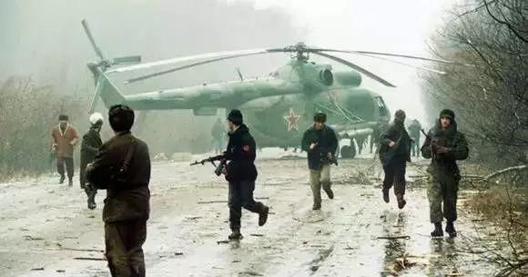 战争|淌满毛熊血泪的人间地狱:少见的真实血腥车臣战争图