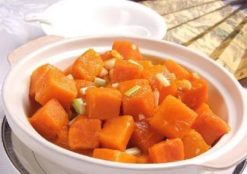  告诉|吃南瓜好处多多，但南瓜不能和两种食物同食，告诉身边的人！