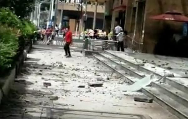  擦伤|外墙2米混凝土块31楼高坠 所幸仅2名路人轻微擦伤