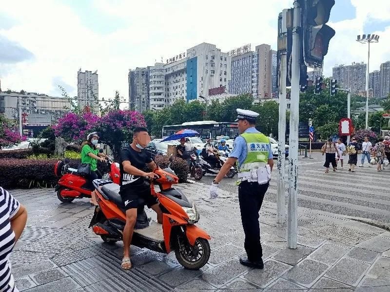 汇川|这些“五花八门”的电动自行车交通违法，汇川交警“亮剑”严整治