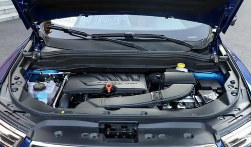 上市|新一代哈弗H6上市,全系换金属格栅配悬浮式大屏,长安CS75咋比