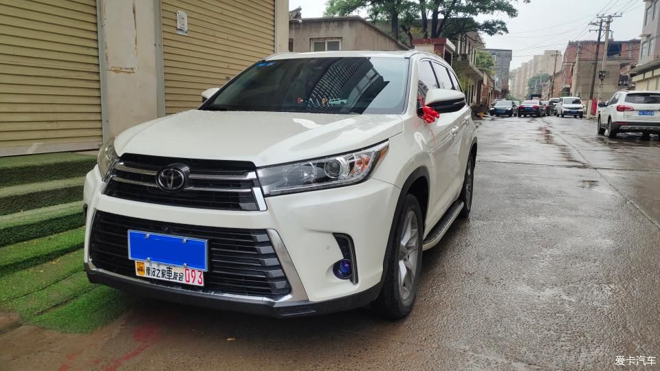 干干净净|老家兄弟结婚，大汉来当录像车！