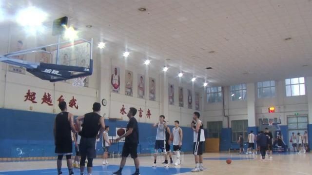 夏训|正式开练!张镇麟领衔辽宁夏训阵容,杨鸣要选拔人才进一队?