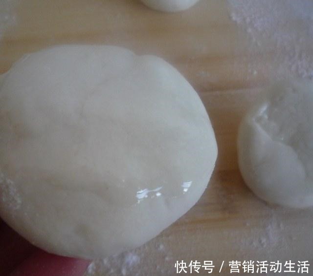 土豆丝|土豆丝卷饼，柔软劲道，凉了也不硬，早餐别出去买了