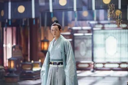  怪不得|怪不得他能看上伊能静，敢情喜欢打脸呗！