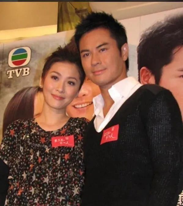 身份|首次以妈妈身份过生日!前TVB当家花旦手抱儿子一起庆祝:好温馨