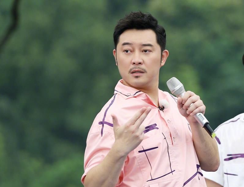  泪点|李晨跟妈妈谈起跑男新成员，当听清她妈妈说啥后，戳中无数人泪点