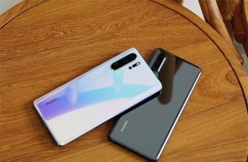  华为|华为旗舰机价格直线下滑，麒麟980依旧强悍，网友直呼买早了