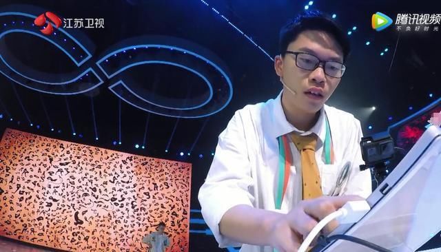  节目|《大脑7》下期题目太难？回看杨易孙勇的入门赛才知道：没法比