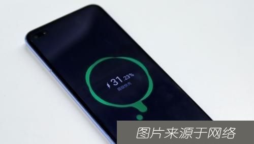 华为|同时期发布，配置赶超华为P40，荣耀这款手机很赞