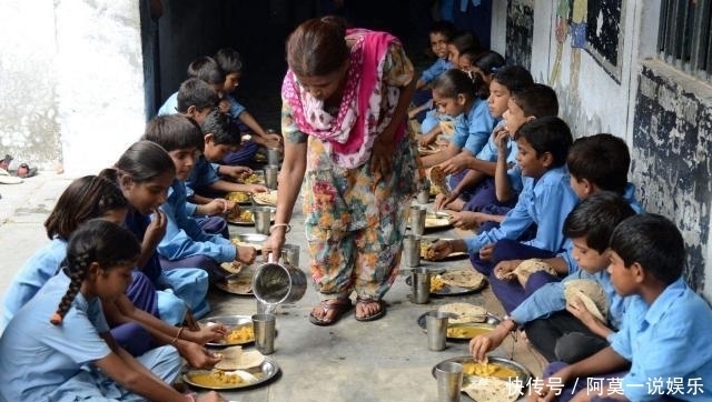 印度和越南|亚洲两国被严重高估，做事生怕世人不知，又弱又穷均与我国接壤