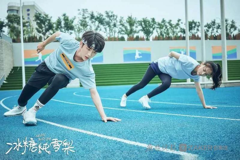  冰糖|《冰糖炖雪梨》央视上线热度依旧！青春洋溢打动观众