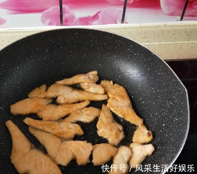 三文鱼片|鲜香可口，香煎三文鱼