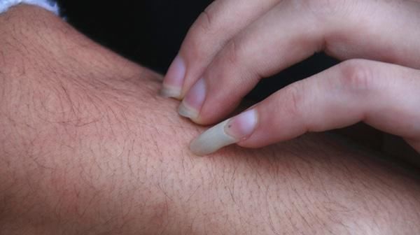  热水洗|洗脸用什么水好？用热水好，还是用冷水好？你多半不知道答案