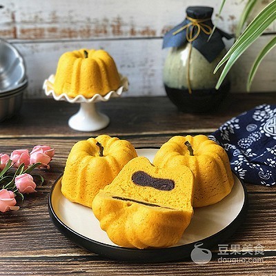  模具|南瓜豆沙馒头的做法
