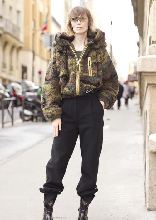 棉袄|大棉袄穿着太老气,一身羊羔绒保暖又时髦,让你气质大提升