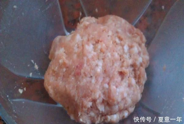 营养|白萝卜肉丸汤这样做真好吃,既简单又营养,每次做都不够全家人吃