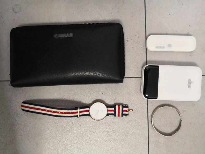  当场|假求职真盗窃？“Tony老师”被当场擒获