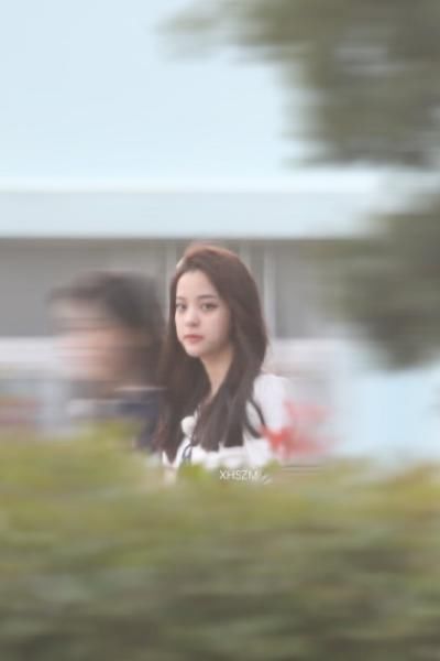  变化|同样是穿水手服，当Baby欧阳娜娜同框时，气场变化很明显