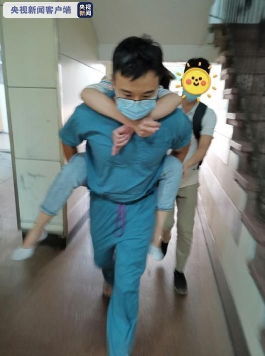  分钟|1分钟，4层楼！这个“公主抱”全网赞爆