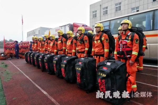 “哪边是任务最吃紧的地方”|新民特写 | 消防救援总队