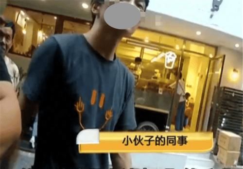  小伙子|大妈骑车撞上小伙子，被索赔500元，大妈：给我道歉，赔我鸡蛋！