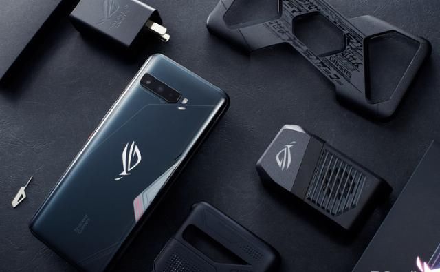  评测|ROG游戏手机3评测：首发865 Plus，看背后多数人会说三个字