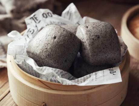 黑豆黑芝麻馒头|9月，我家常吃黑芝麻黑豆馒头，暄软又细腻，每天坚持吃身体棒