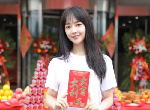  宜林|太讽刺！秦牛正威蔡卓宜林小宅，业务能力最差反而发展最好