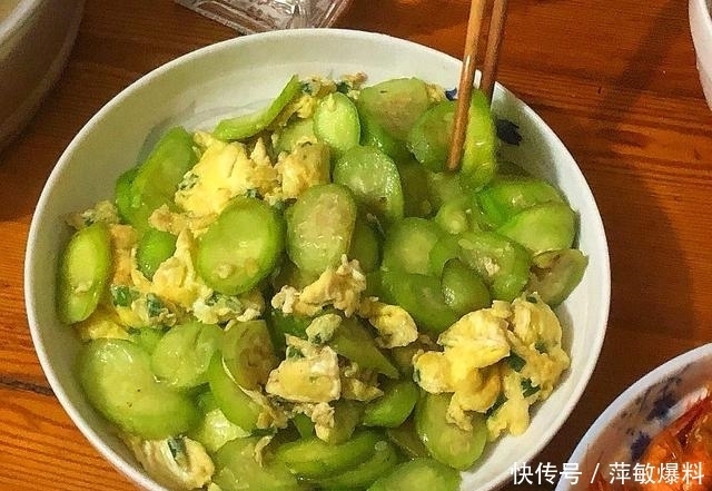 朋友圈|在婆家做的晚餐,虽然很简单,晒到朋友圈火了,网友:孝顺儿媳妇