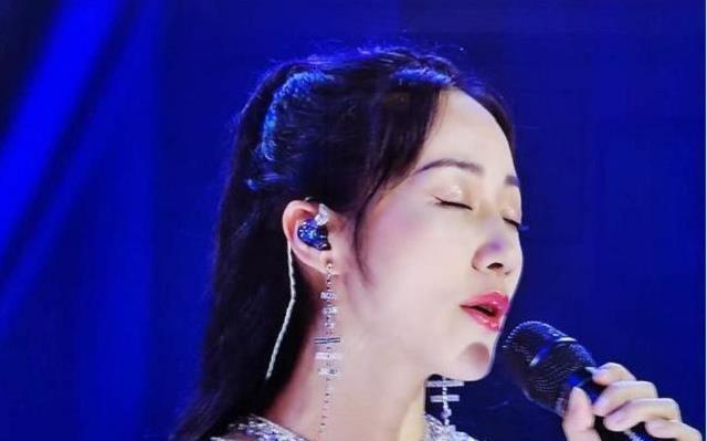  肖战|肖战《余生》撤档待定，央视节目撤下肖战，谁的能力这么大？