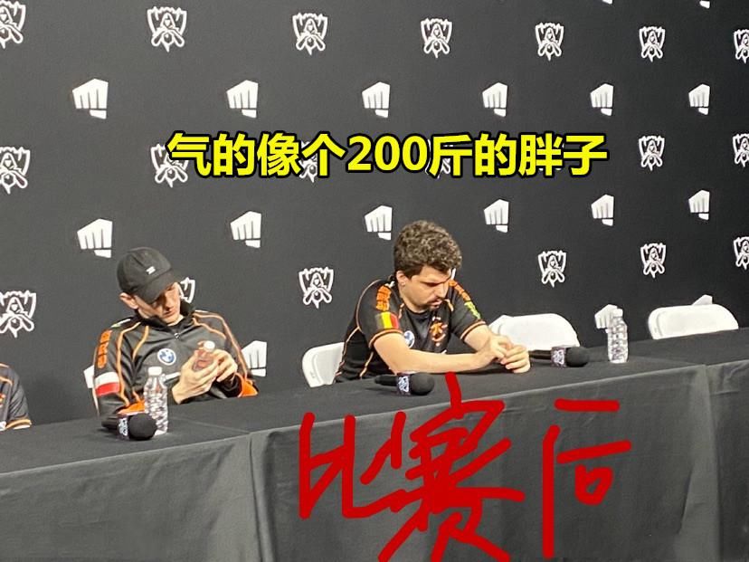  比赛|Bwipo比赛时和比赛后的表情对比太真实了，还是个左撇子！